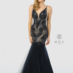 Sleeveless Mermaid Long Evening Dress E185